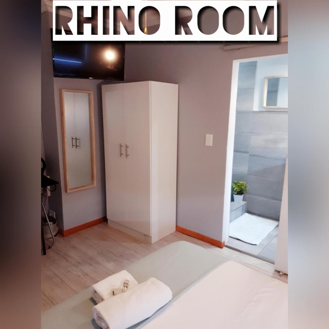 Midrand Guesthouse - Tasa Екстер'єр фото